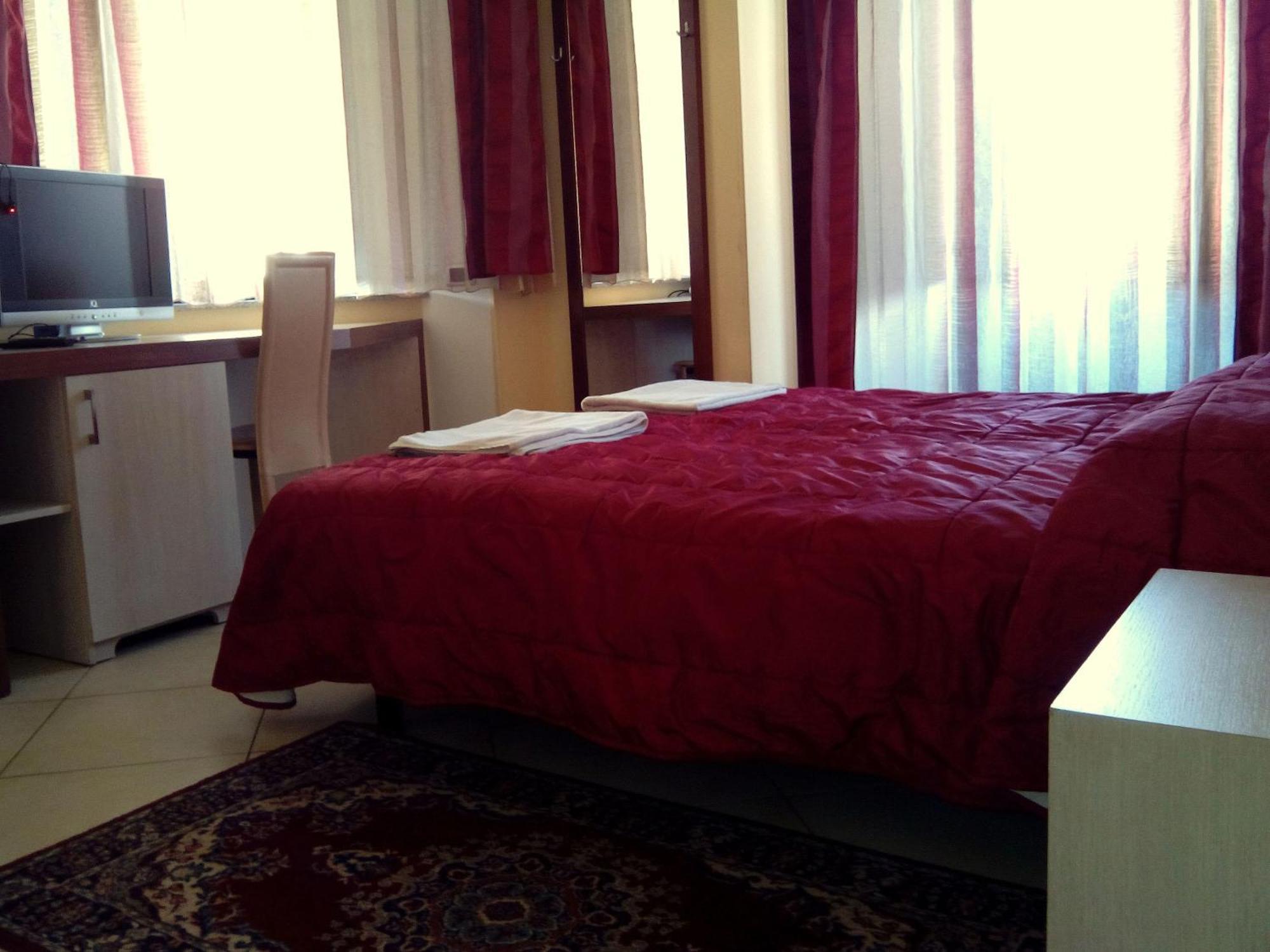 Hotel Conte Ruggero Serra San Bruno Pokoj fotografie