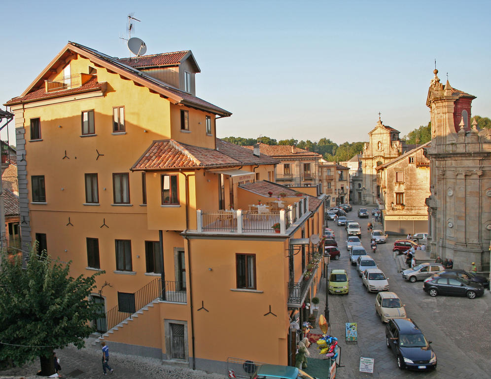 Hotel Conte Ruggero Serra San Bruno Exteriér fotografie
