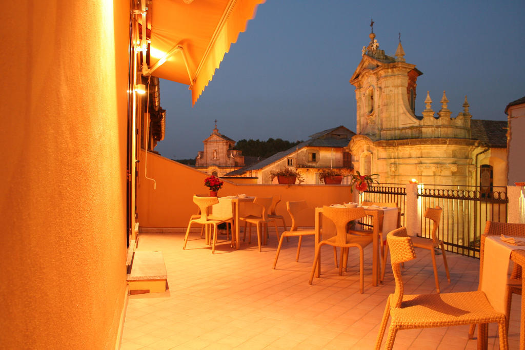 Hotel Conte Ruggero Serra San Bruno Exteriér fotografie